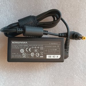 PEW1628N 5-1001067Z 16V 2.8A 45W KOHJINSHA AC Adapter Replacement For Panasonic CF-R7 CF-R8 CF-R9 CF-T5A Power Supply